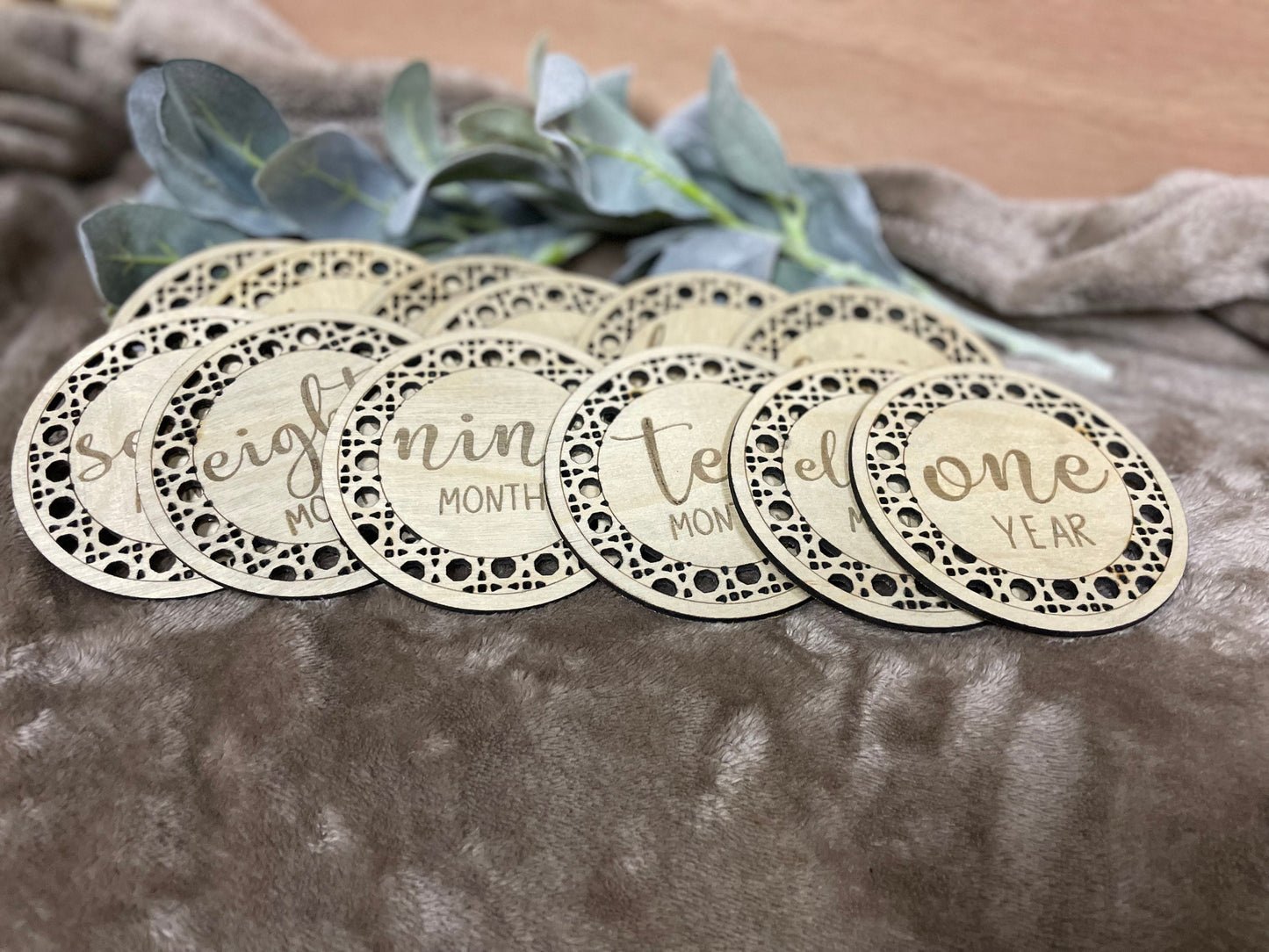 Rattan Baby Monthly Milestone Markers, Wood Milestone Markers, Baby Photo Props, Baby Milestone Discs, Monthly Signs