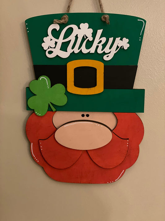 St. Patrick's Day Door Hanger | Welcome Door Hanger | Leprechaun Front Door Decor | Leprechaun Cutout | St. Patty's Day Wreath